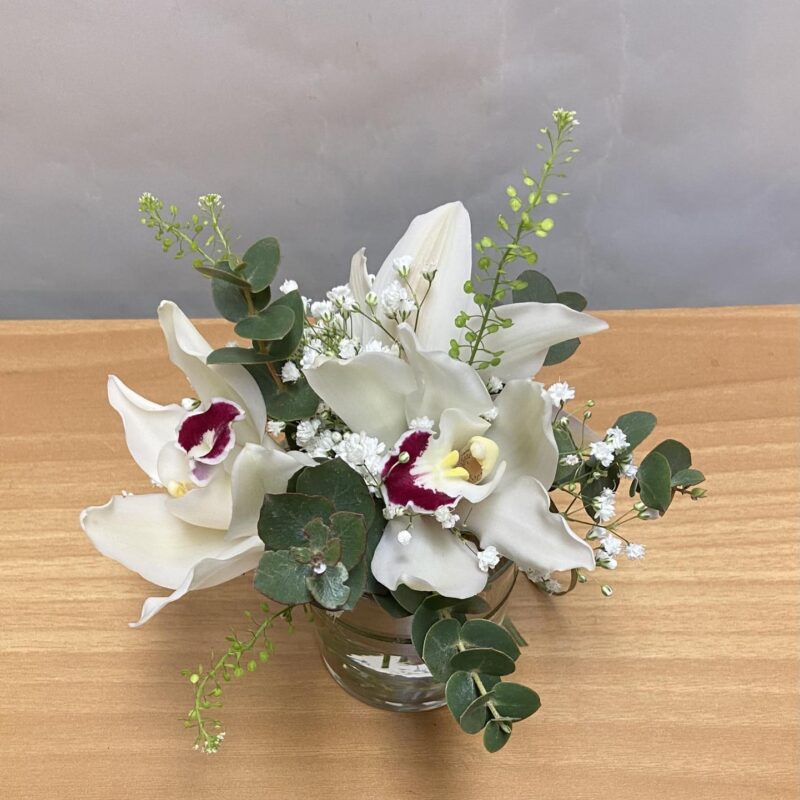 ΣΥΝΘΕΣΗ ΜΕ ΛΕΥΚΕΣ ΟΡΧΙΔΕΕΣ